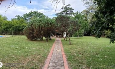 excelente quinta en Paso del Rey