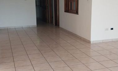 Excelente departamento en alquiler zona centro
