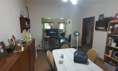 Casa de tres ambientes a la venta en José C Paz. APTO CREDITO