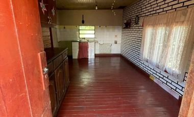 En alguiler amplia casa