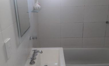 ALQUILER DPTO DE TRES AMBIENTES CON COCHERA, VILLA BALLESTER