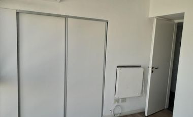 ALQUILER DPTO DE TRES AMBIENTES CON COCHERA, VILLA BALLESTER