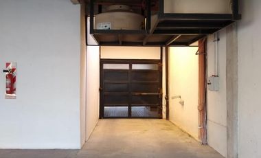 VENTA DEPARTAMENTO 2 AMBIENTES  AMPLIO CON VESTIDOR Y COCHERA CUBIERTA WILDE