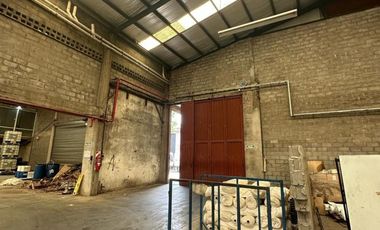 Nave Industrial 7537 m2 totales - 6337 m2 cubiertos Lomas del Mirador