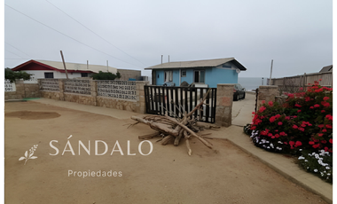 CASA EN VENTA EN EL QUISCO / PUNTA DE TRALCA