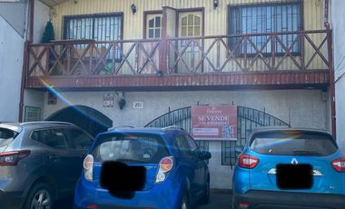 VENTA LOCAL COMERCIAL 1HAB 2BA VICTORIA