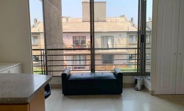 Departamento Amoblado en Arriendo en A PASOS ESTACION METRO BELLAS ARTES