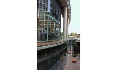 Hermosa oficina con LEED Gold en Las Condes