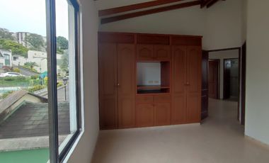 CASA EN VENTA/BOSTON/PEREIRA