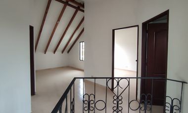 CASA EN VENTA/BOSTON/PEREIRA