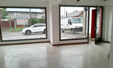 Local en  VENTA en La Cascada, a metrode la R 40.