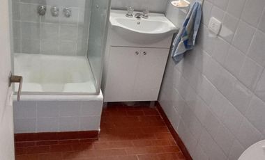 Departamento 1 ambiente en exc ubicación. Olivos.