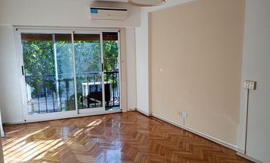 Departamento 1 ambiente en exc ubicación. Olivos.