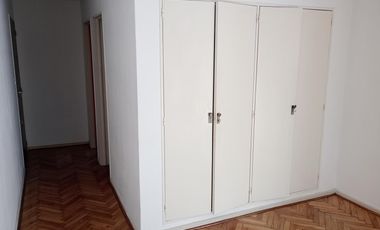 Departamento 1 ambiente en exc ubicación. Olivos.