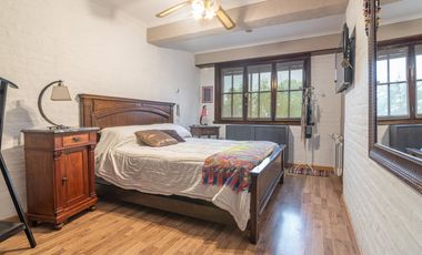 Casa 4 ambientes   quincho en Pinos De Anchorena