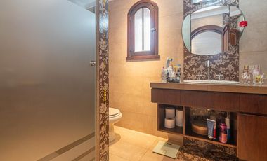 Casa 4 ambientes   quincho en Pinos De Anchorena