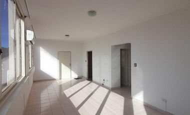 Departamento céntrico de 3 dormitorios en venta