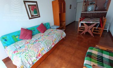 Departamento 2 ambientes c/cochera cubierta!!