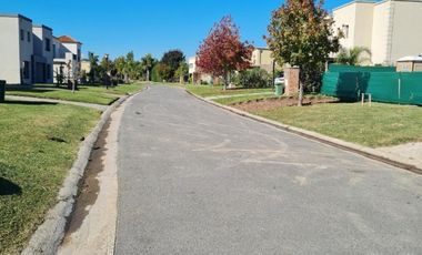 Terreno en venta - 877Mts2 - Haras de Santa María, Escobar