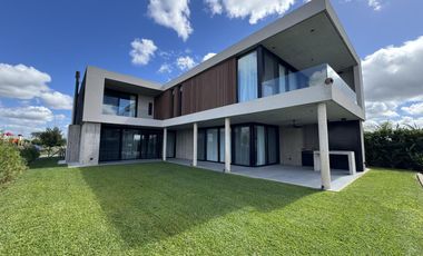 CASA EN VENTA, PUERTOS ESCOBAR, BARRIO COSTAS
