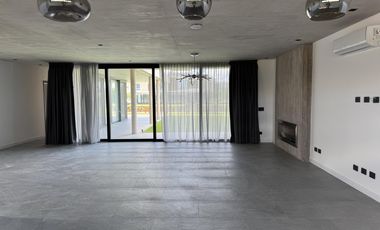 CASA EN VENTA, PUERTOS ESCOBAR, BARRIO COSTAS