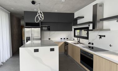 CASA EN VENTA, PUERTOS ESCOBAR, BARRIO COSTAS