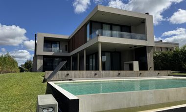 CASA EN VENTA, PUERTOS ESCOBAR, BARRIO COSTAS