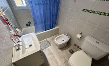 DEPARTAMENTO VENTA VICENTE LOPEZ 4 AMBIENTES BALCON
