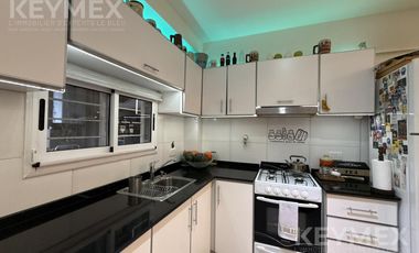 Departamento en venta de 3 ambientes con cochera