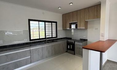 Casa en venta 3 dormitorios en Ibarlucea