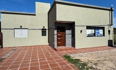 Casa en venta 3 dormitorios en Ibarlucea