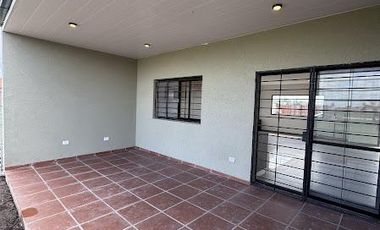 Casa en venta 3 dormitorios en Ibarlucea
