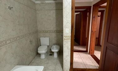 Casa en alquiler, Lujan, sobre calle ituzaingo al 859