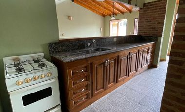 Casa en alquiler, Lujan, sobre calle ituzaingo al 859