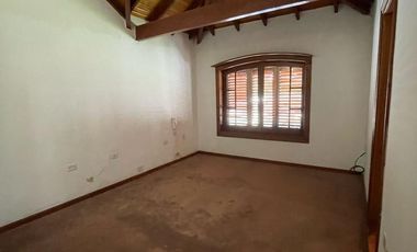 Casa en alquiler, Lujan, sobre calle ituzaingo al 859