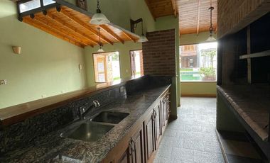 Casa en alquiler, Lujan, sobre calle ituzaingo al 859