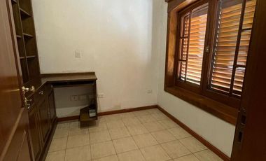 Casa en alquiler, Lujan, sobre calle ituzaingo al 859