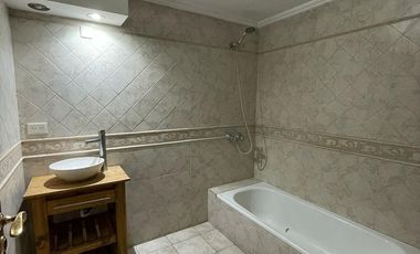 Casa en alquiler, Lujan, sobre calle ituzaingo al 859