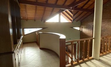 Casa en alquiler, Lujan, sobre calle ituzaingo al 859