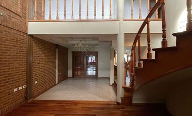 Casa en alquiler, Lujan, sobre calle ituzaingo al 859