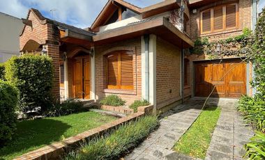 Casa en alquiler, Lujan, sobre calle ituzaingo al 859