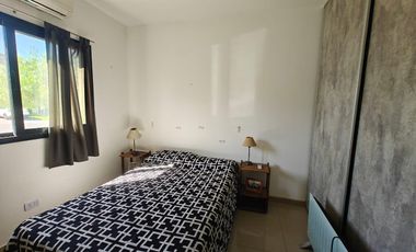 Casa con pileta en Santa Elena Pilar del Este