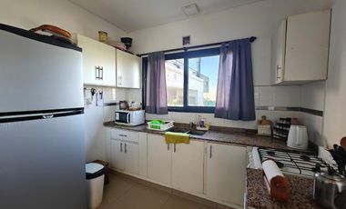 Casa con pileta en Santa Elena Pilar del Este