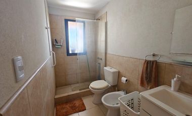 Casa con pileta en Santa Elena Pilar del Este