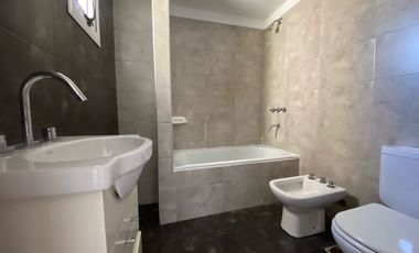 Departamento 2 ambientes en alquiler en Lanús Oeste
