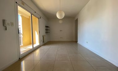 Departamento 2 ambientes en alquiler en Lanús Oeste