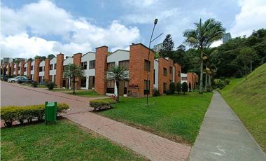 Arrienda Casa 3 alcobas Conjunto Cerrado El Trébol Manizales