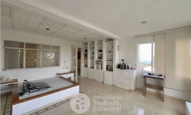 Casa esquinera en arriendo, barrio La Francia, Manizales