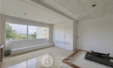 Casa esquinera en arriendo, barrio La Francia, Manizales