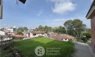 Casa esquinera en arriendo, barrio La Francia, Manizales